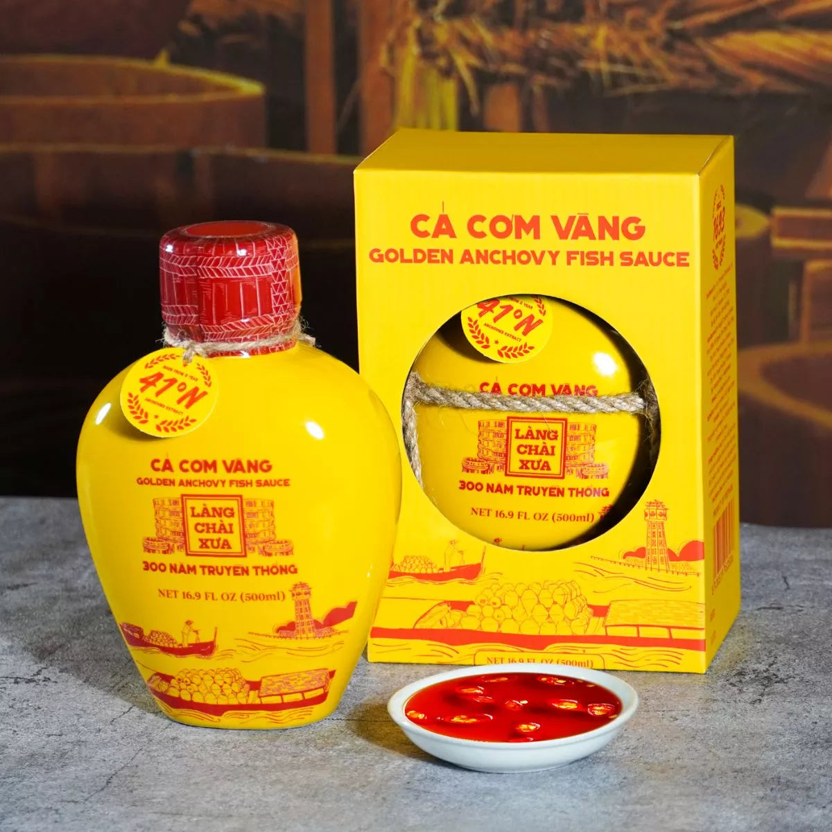Nuoc Mam Lang Chai Xua (Binh Gom) Ca Com Vang