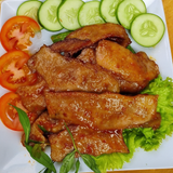 Vu heo uop chao (co kem sot chao cham) - 1.2 lbs